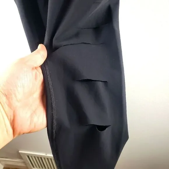 Women's ALO Black Preowned Cut Out Stretchy Yoga Pants Size XS - Picture 4 of 12
